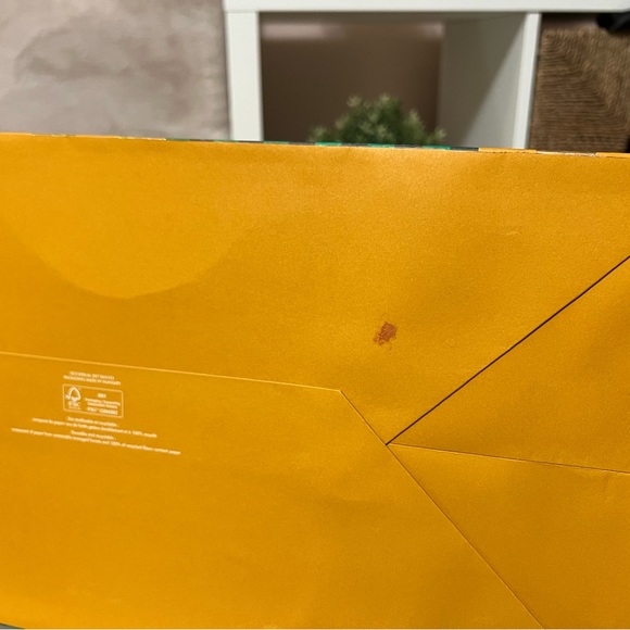 X-Large Louis Vuitton Holidays Shopping Bag - Picture 5 of 11